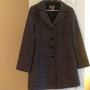 🖤 Gorgeous Ann Taylor Coat Size 12 🖤